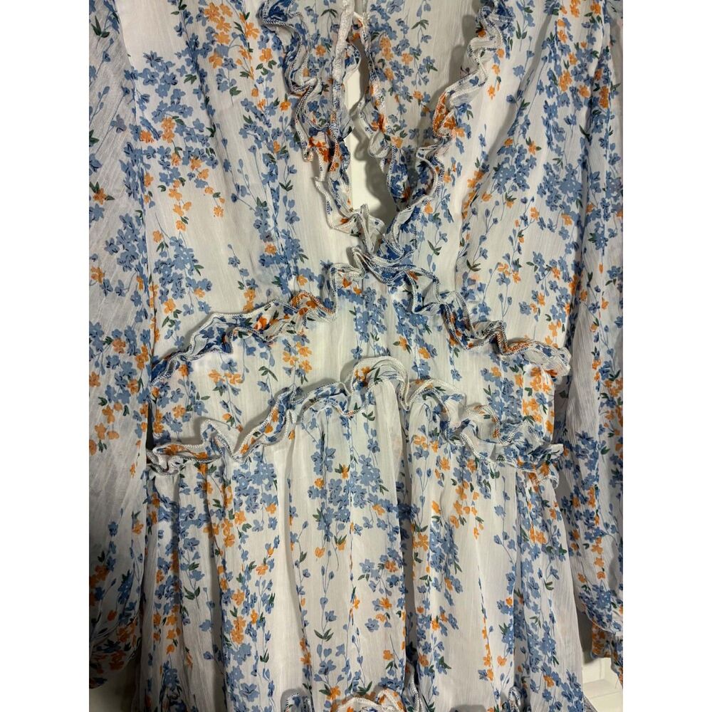 Ladies Medium Dress Long Sleeve Feminine, Dainty Romantic